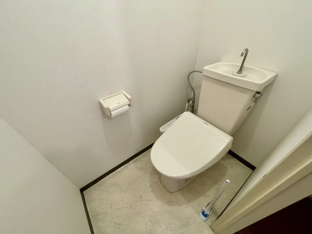 レヂオンス高江のトイレ|温水洗浄便座のトイレ