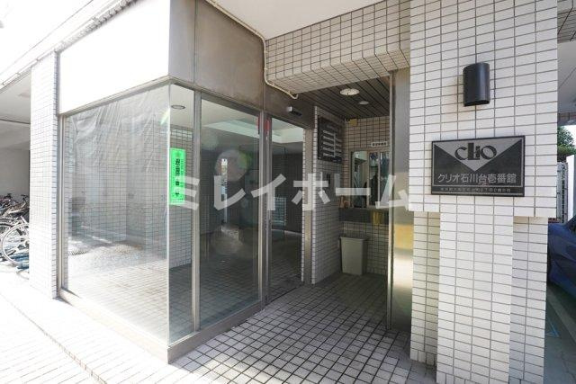 クリオ石川台壱番館のエントランス