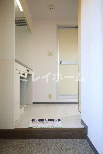 クリオ石川台壱番館の玄関