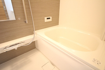 【浴室】 | D-room竹下 B棟 | B303 バス