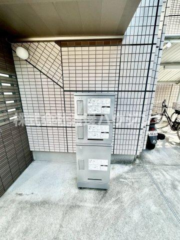 セカンドクリスタルのその他共用部分|宅配BOXも付いてます