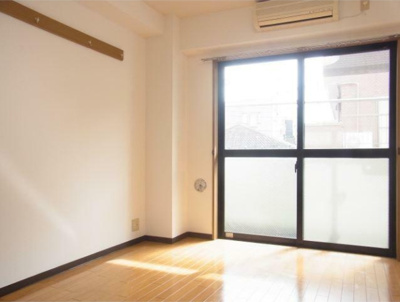 【居間・リビング】 | ハイツ山東 | ゆったり過ごせるリビングです