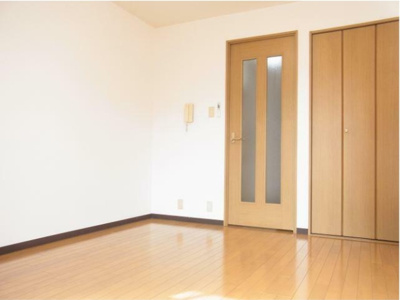 【居間・リビング】 | ハイツ山東 | ゆったり過ごせるリビングです