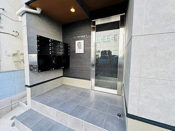 yui terraceⅡのエントランス