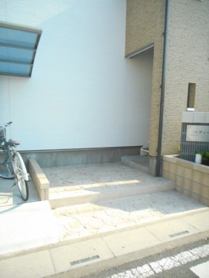 【エントランス】 | パディーⅠ | 清潔なエントランスです