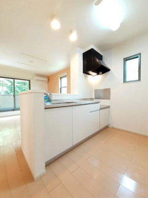 【キッチン】 | ヴィラ・エー | キッチンでお料理をお楽しみください