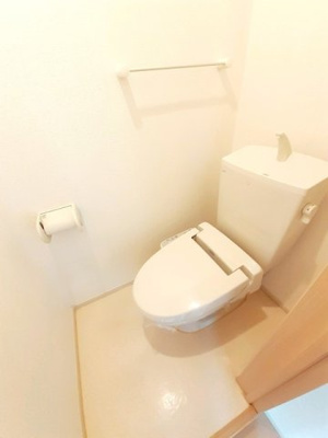 【トイレ】 | ヴィラ・エー | ゆったりとした空間のトイレです