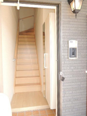 【玄関】 | グリーンヒルズＴ・Ｍ | 明るい玄関です