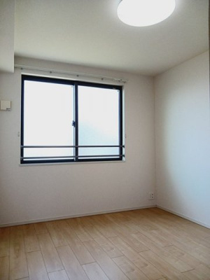 【内装】 | アラタレジデンスＡ | 内装は落ち着いています