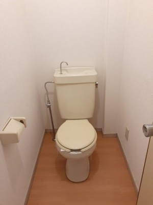 【トイレ】 | 花崎マンション | 落ち着いた色調のトイレです