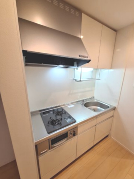 アジュール目黒不動前のキッチン|ガス２口システムキッチン