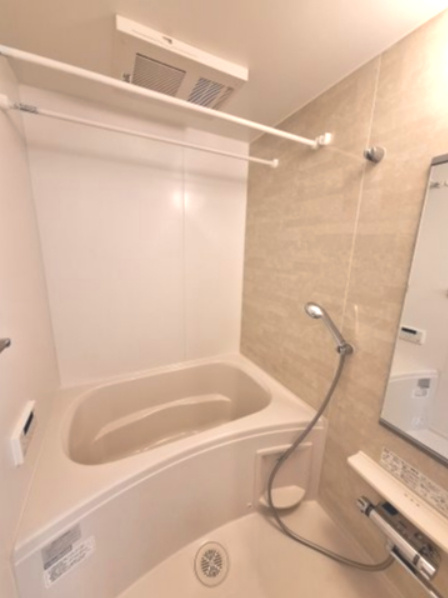 アジュール目黒不動前の浴室