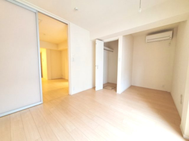 アジュール目黒不動前の洋室