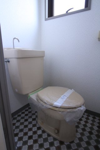 サンマリン西舞子のトイレ