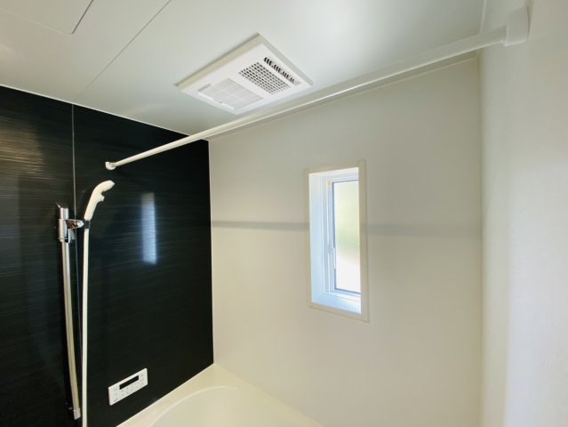 羽島市 上中町長間（江吉良駅） 2階建 ４ＳＬＤＫのその他|浴室乾燥機