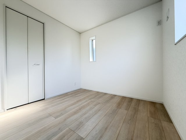 羽島市 上中町長間（江吉良駅） 2階建 ４ＳＬＤＫの洋室|2階洋室