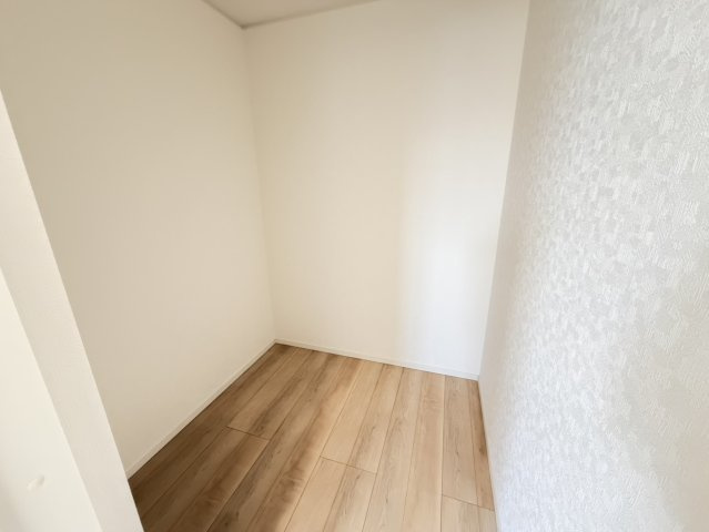 羽島市 上中町長間（江吉良駅） 2階建 ４ＳＬＤＫの収納|2階洋室収納