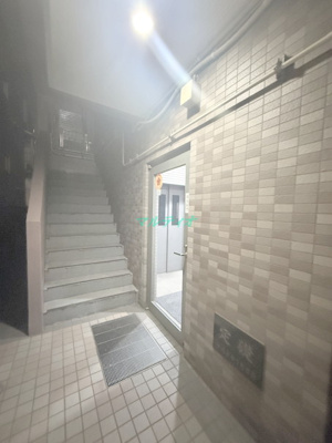 【エントランス】 | 小宮ビル