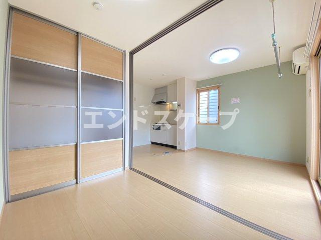 リヴェールマリーズ　Ｂの内装|高崎、前橋、伊勢崎エリアのお部屋探しはエンドスケープまで！お客様の理想お聞かせ下さい♪
クロスの色が異なる場合があります。