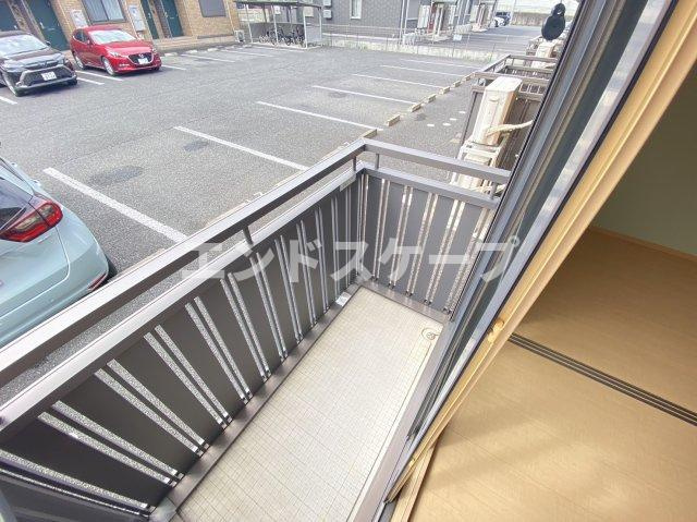 リヴェールマリーズ　Ｂのバルコニー|高崎、前橋、伊勢崎エリアのお部屋探しはエンドスケープまで！お客様の理想お聞かせ下さい♪
クロスの色が異なる場合があります。