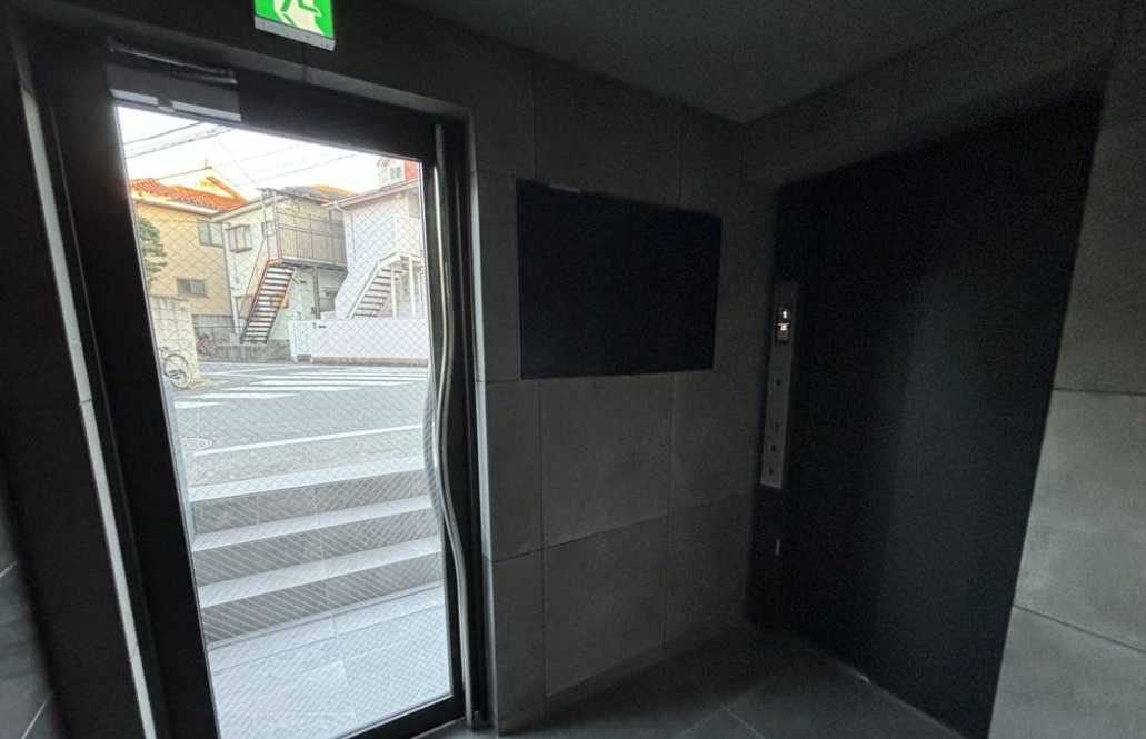 CREATIF駒澤大学前　ペット相談　新築　礼金0　フリーレント3ヵ月のエントランス