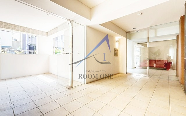 レックス多摩川レジデンスのその他共用部分|共用廊下です。