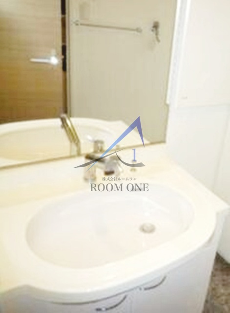 レックス多摩川レジデンスの洗面所|洗面台です。