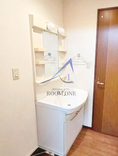 ファミーユＫの洗面所|洗面台です。