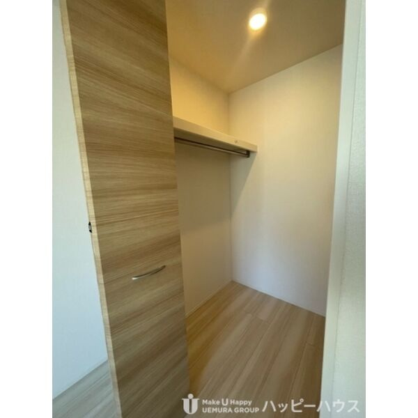 D-room和白西館の収納