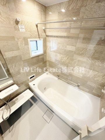 小金井市貫井北町５丁目戸建の浴室