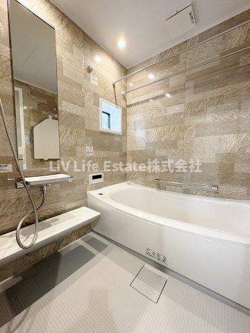 小金井市貫井北町５丁目戸建の浴室