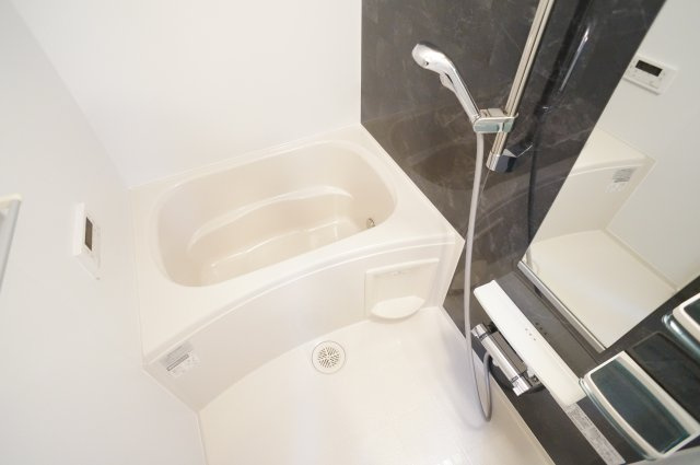 アルドゥル三条奈良Ⅱの浴室