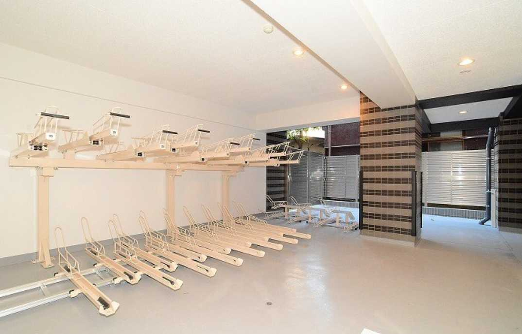 グランドコンシェルジュ三宿アジールコート　ネット無料 ウォークインクローゼット　カードキーのその他共用部分