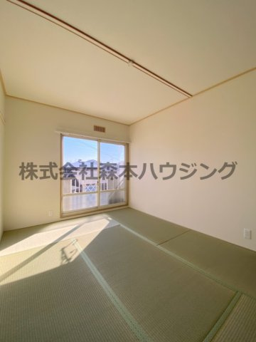 【和室】 | 　ハイツ昴 | 明るい和室です