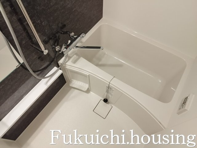 DIPS明大前の浴室