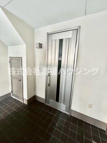 生野区生野西３丁目戸建のエントランス