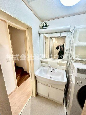 生野区生野西３丁目戸建の洗面所