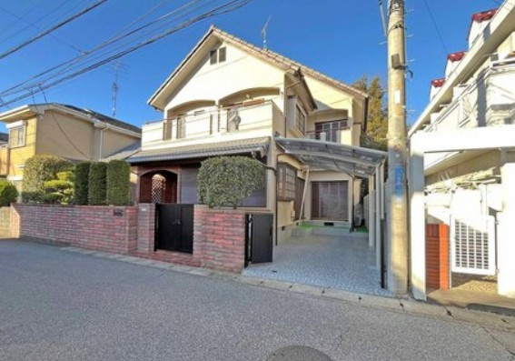 【中古】坂戸市中富町オール電化リフォーム中古住宅の前面道路含む現地写真|前面道路含む現地写真です