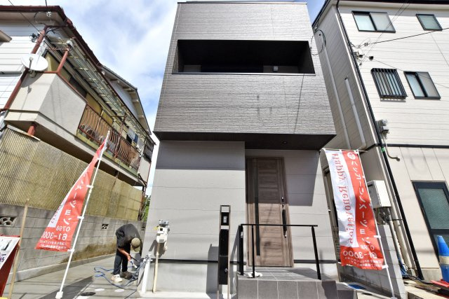 はぴくるタウン尼崎市尾浜町の外観|小学校やスーパーも徒歩10分圏内で生活に便利な施設が徒歩圏内に充実しており暮らしやすい住環境です。