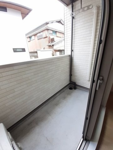 ベネヴォレンテＣのバルコニー|お洗濯にも便利なバルコニー付き