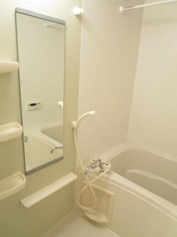 デュエル　ミサキⅢ　Ｂの浴室|お風呂で日々の疲れを落としましょう