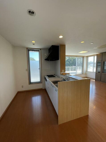 イーストヴァリュー弦巻　最上階　角部屋　駅近　南面リビングのキッチン