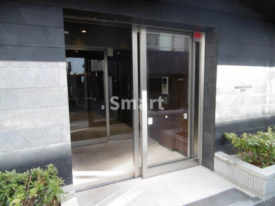 【エントランス】 | PREMIUM CUBE 中野