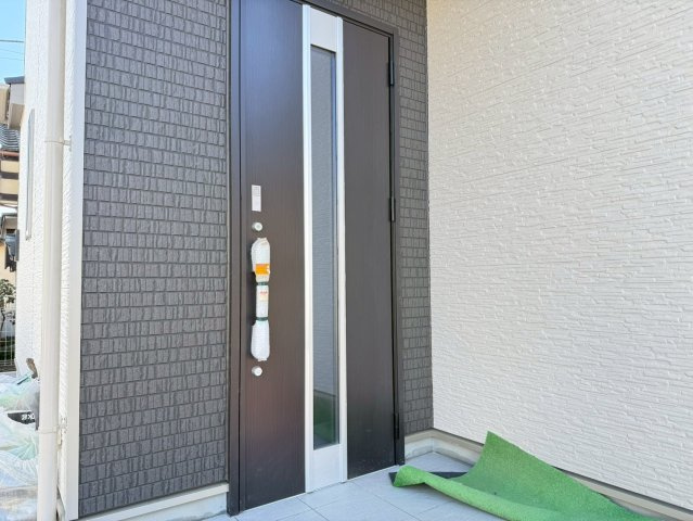 川越市大字砂久保の新築一戸建の玄関|毎日通る玄関はこちらです