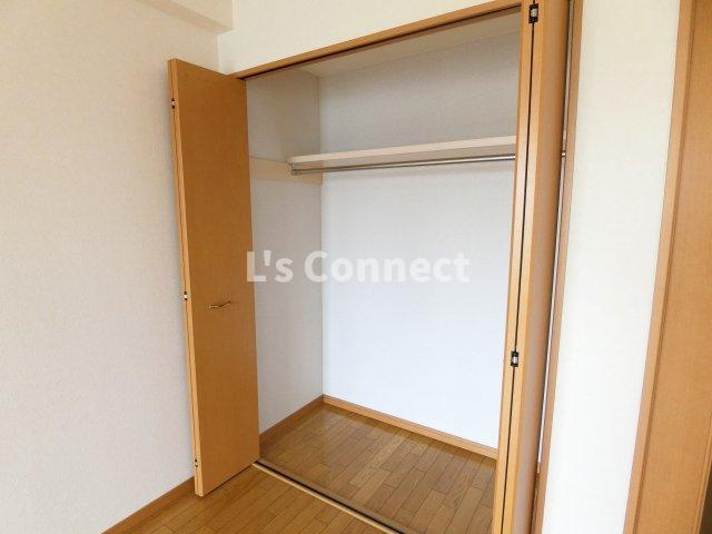 【収納】 | サンシーブル八乙女 | クローゼットでお荷物もすっきり収納。