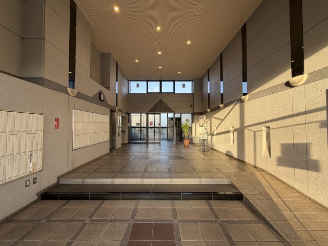 【エントランス】 | サザンコートレックス和泉