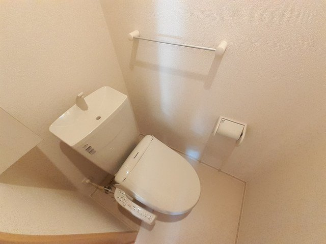 アルファードＤのトイレ|ゆったりとした空間のトイレです