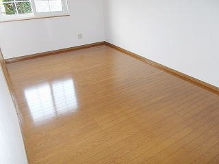 ア・ラ・モードエムの内装|明るい室内です