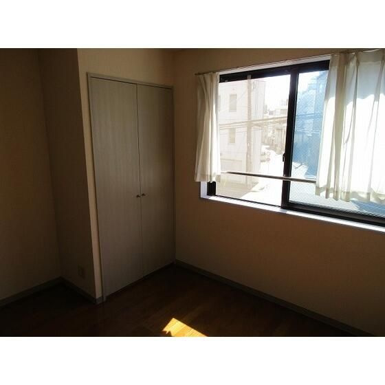 トランタンビュー東駒形の居間・リビング