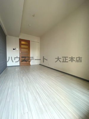 【居間・リビング】 | ソレアードトレスなんばWEST 仲介手数料無料